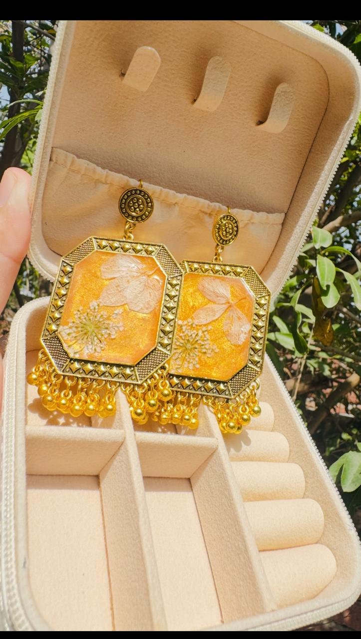 Resin's Jhumka