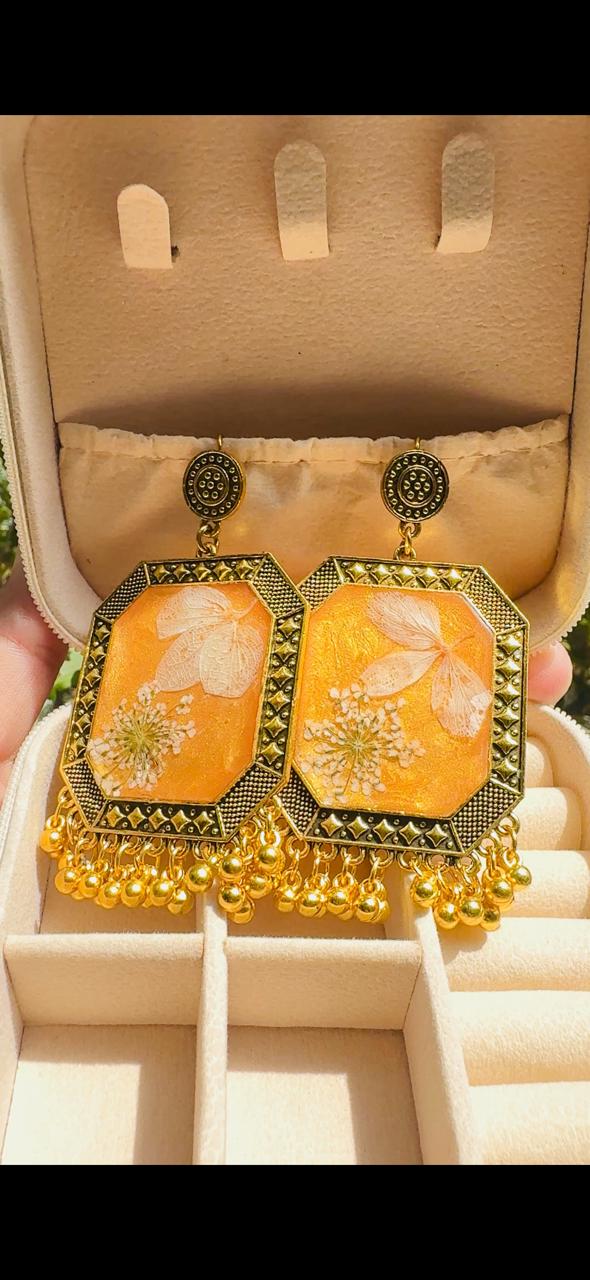 Resin's Jhumka